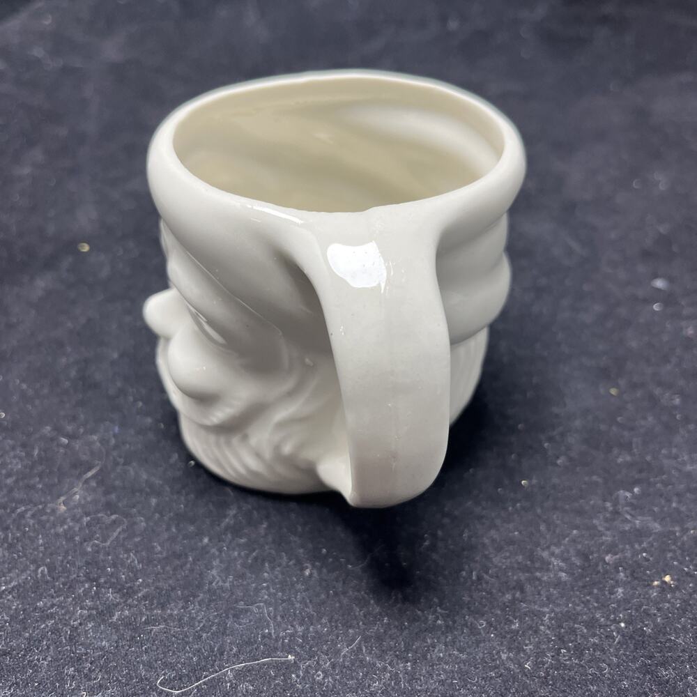 SANTA CLAUS White HEAD Vintage 3" Figural Ceramic 8 oz MUG - Picture 3 of 9